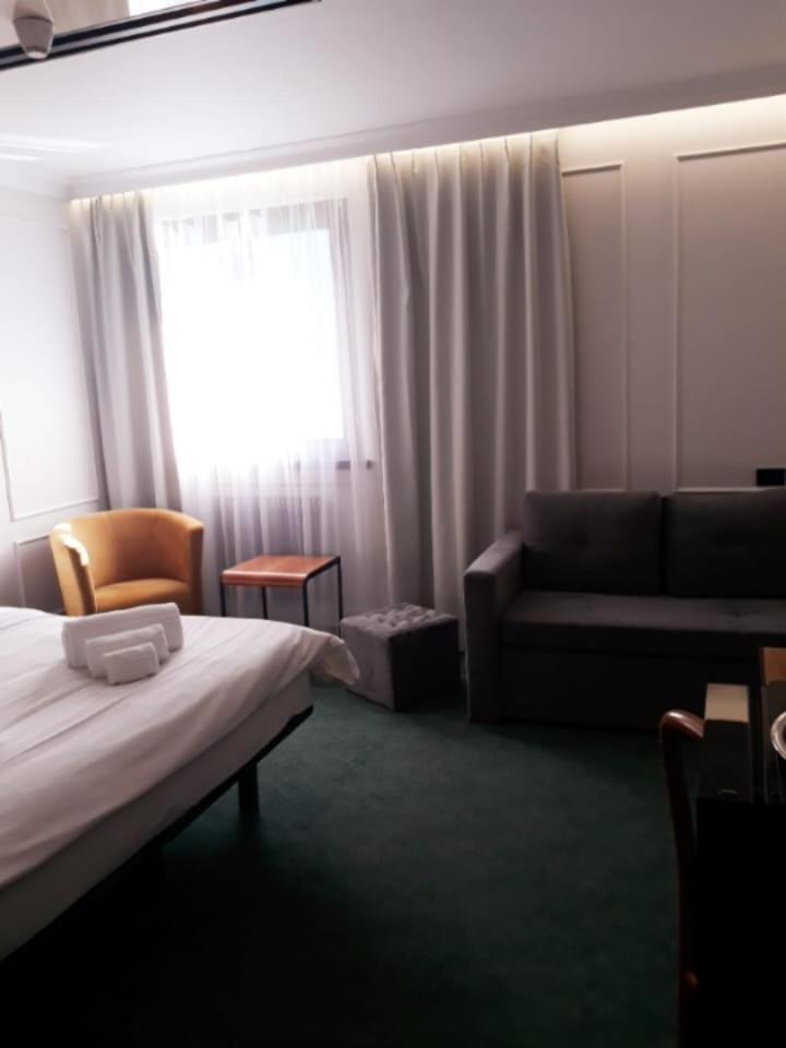 Hotel Celis Barcis Kültér fotó